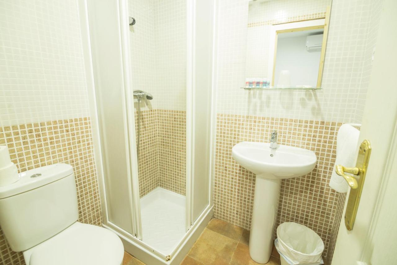 Pension Riad Mediterraneo Barbate Esterno foto